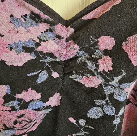 TORRID floral cami - Picture 2 of 5